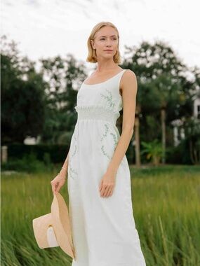 Fanm Mon green linen Maxi Dress with Green Floral Embroidery woman’s large